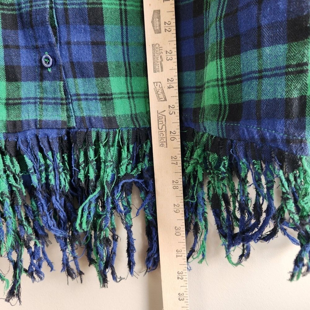 Blu Pepper Womens Boho Flannel‎ Shacket Size M/L Jacket Blue Plaid Fringe Hem - Picture 4 of 8